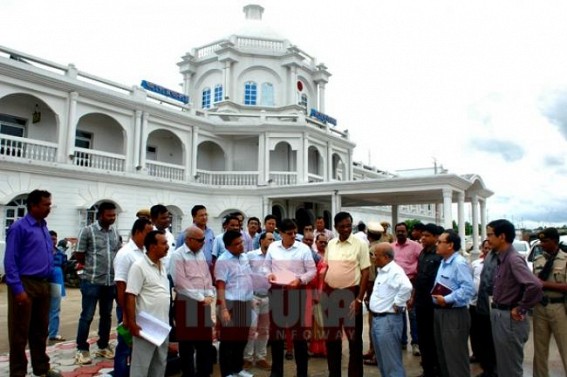 Minister Manik Dey visits Agartala Railway Station: NFR C.E Harpal Singh arrives at Agartala to prepare road map for the flag off ceremony of Agartala-Delhi train on July 31, Union Railway Minister Suresh Prabhu likely to mark the inauguration Minister Manik Dey visits Agartala Railway Station: NFR C.E Harpal Singh arrives at Agartala to prepare road map for the flag off ceremony of Agartala-Delhi train on July 31, Union Railway Minister Suresh Prabhu likely to mark the inauguration